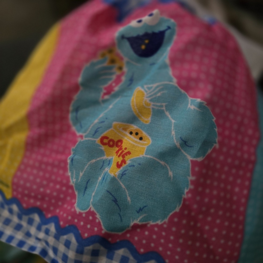 Vintage SESAME STREET CRIB RUFFLE Standard 28" X 52" Baby Toddler Bed Elmo ERNIE - Picture 5 of 5